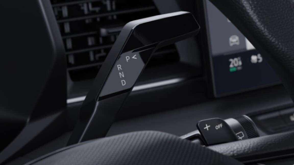 nauja automatinė greičių dėžė su 9 pavaromis