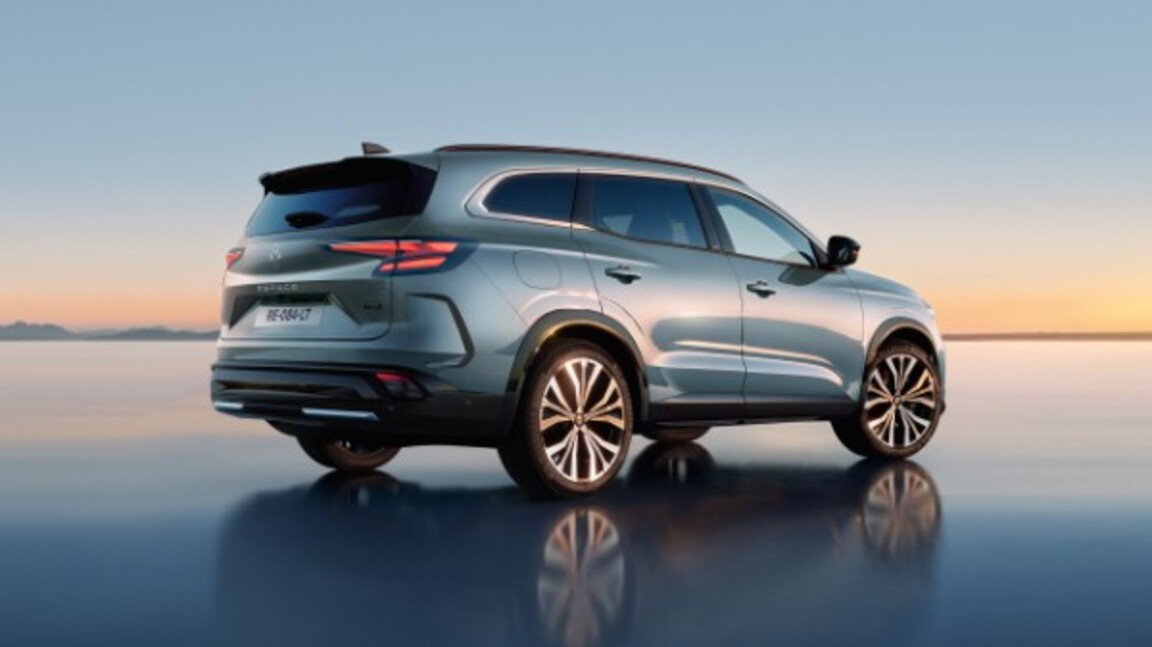 Harmoningas ir gerai apgalvotas galinės kėbulo dalies dizainas