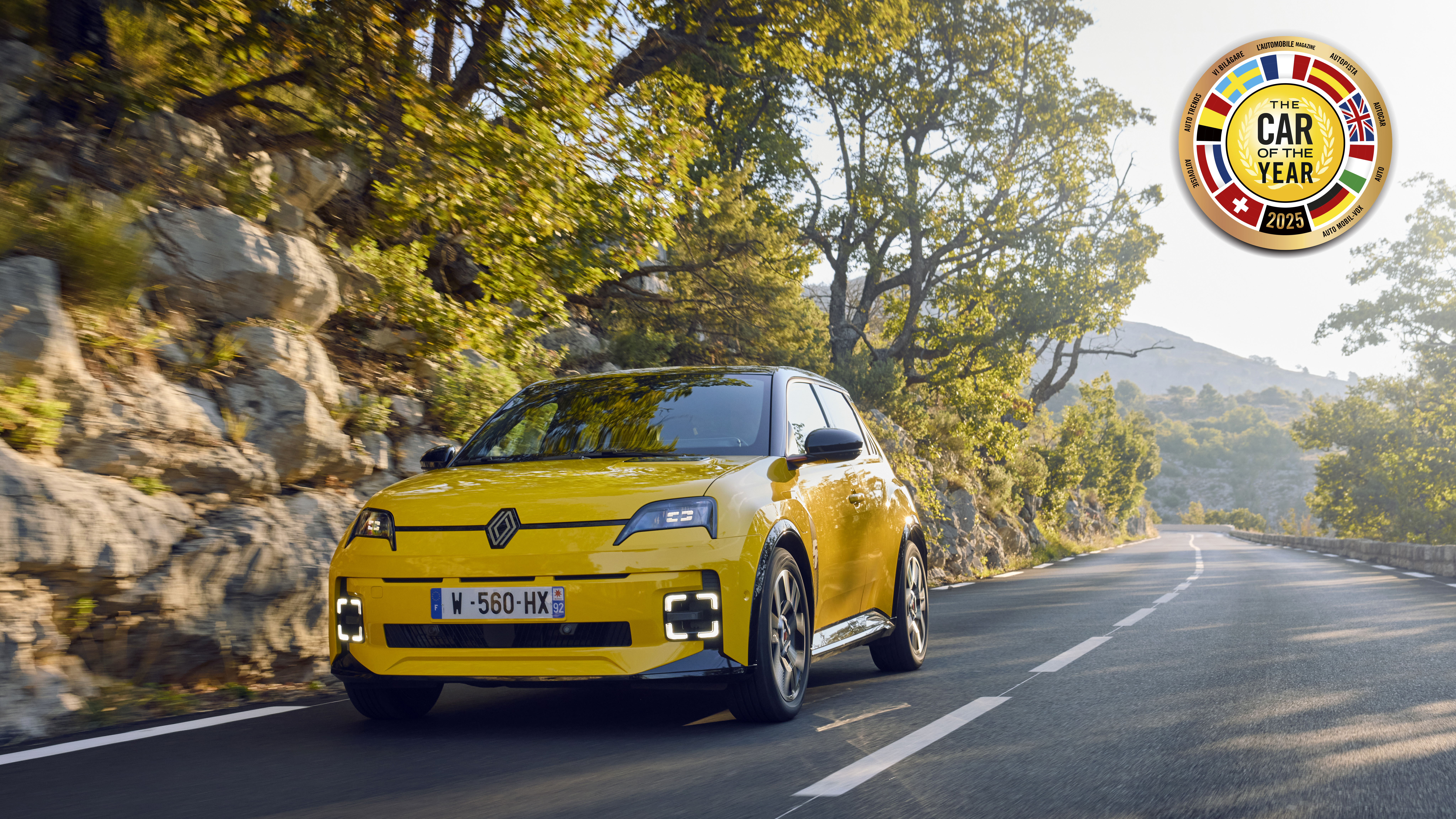 RENAULT 5 - EUROPOS METŲ AUTOMOBILIS 2025