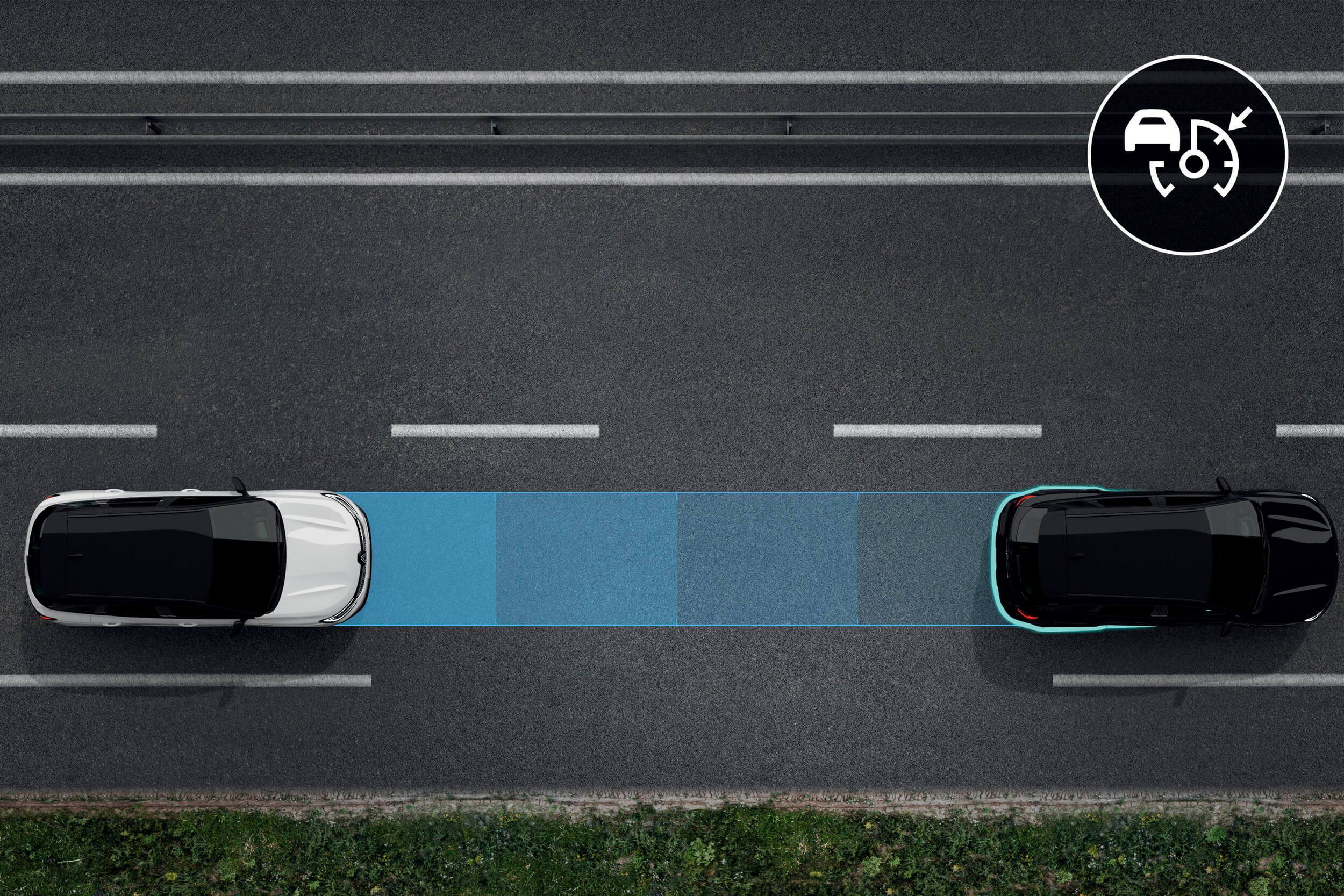 Grafinė iliustracija vaizduoja baltą Renault Austral visureigį su įjungta adaptyviąja greičio palaikymo sistema
