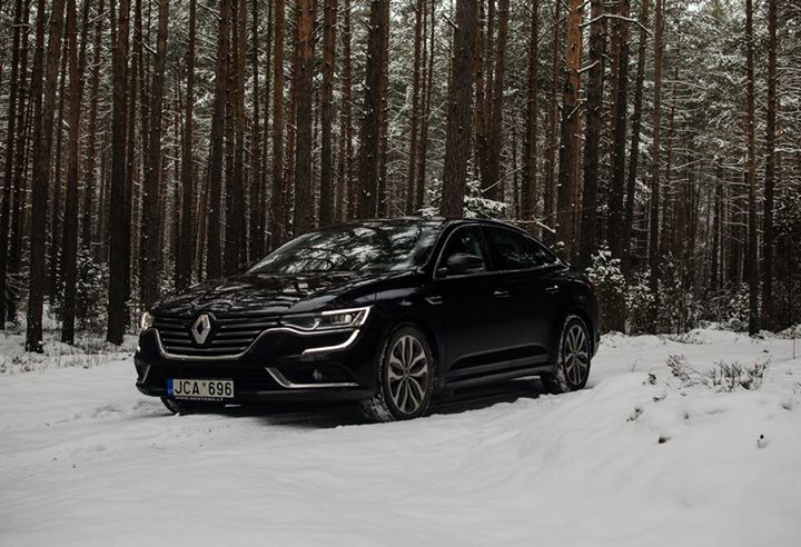  Balta žiema ir Renault Talisman – neprilygstamas... 